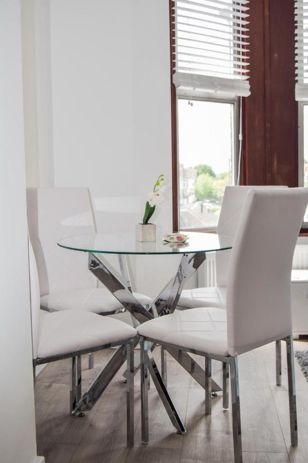 Morland Apartments - Hornchurch Λονδίνο Εξωτερικό φωτογραφία